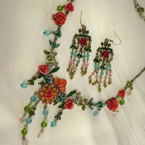 New Jennie B Flowers, Rhinestones, Beads Vintage Necklace & Earrings